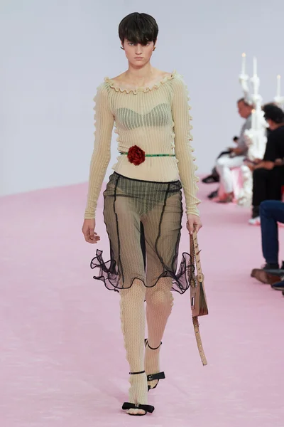 Look 38